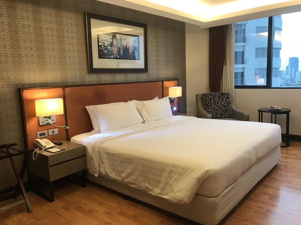 Rembrandt Suites Bangkok Exterior foto