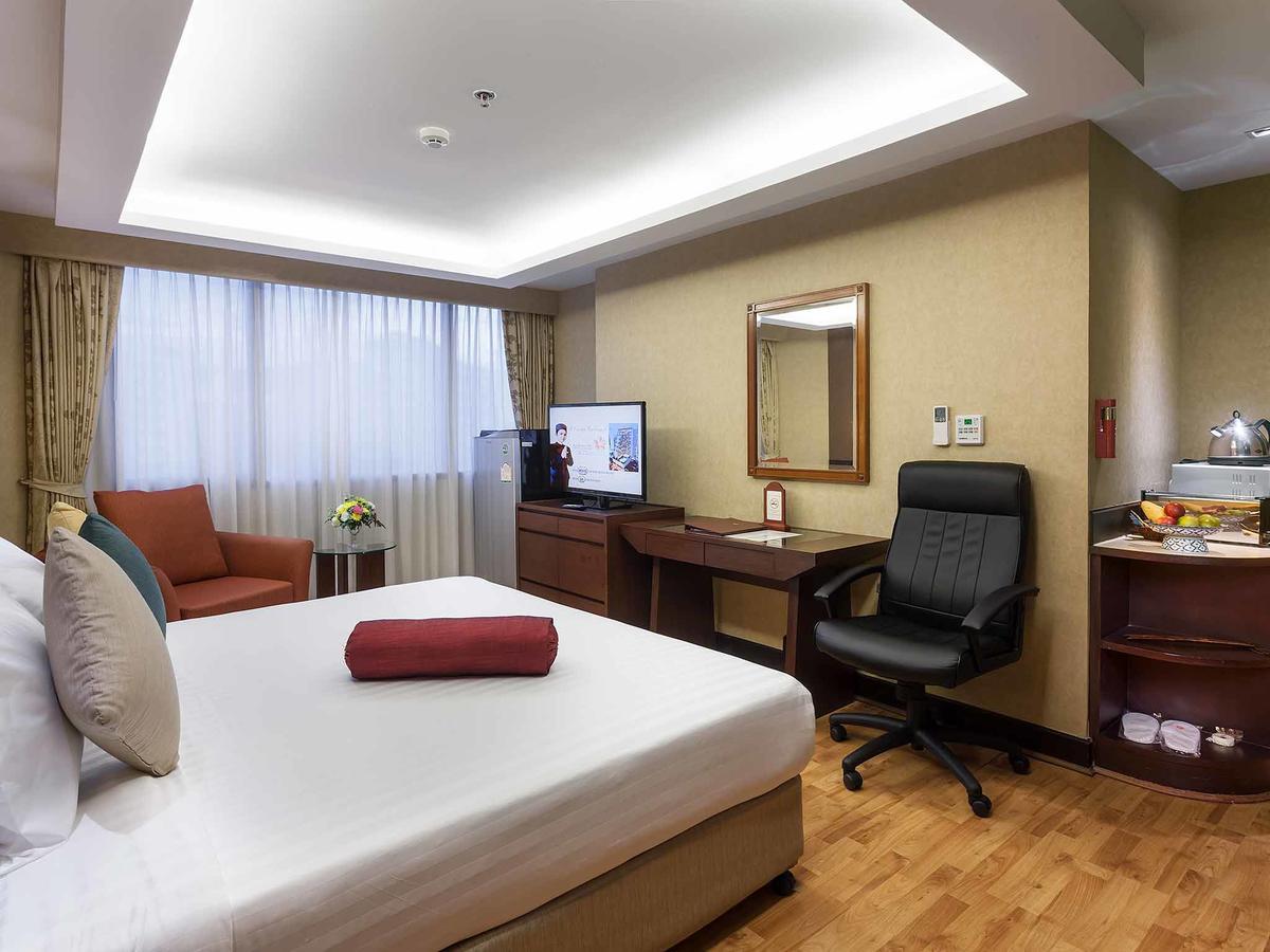 Rembrandt Suites Bangkok Exterior foto