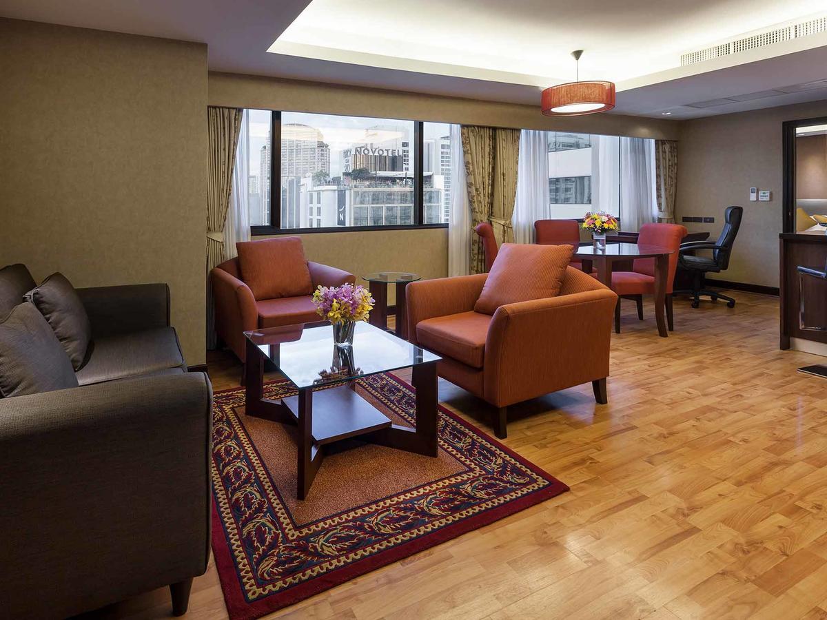 Rembrandt Suites Bangkok Exterior foto